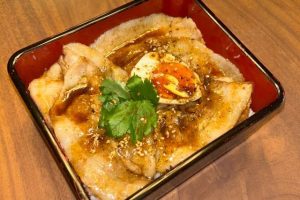 【当店で使用している余市北島豚について】